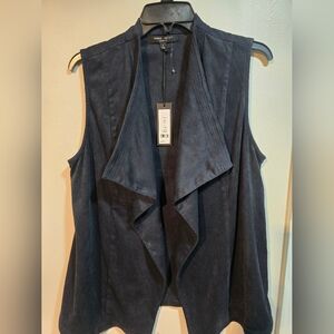 NWT Romeo + Juliet Couture Navy Women's Faux Suede Vest, Sz. L